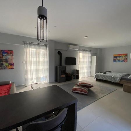Cosy Studio 2 Minutes Walking From The Beach Anavyssos Eksteriør billede
