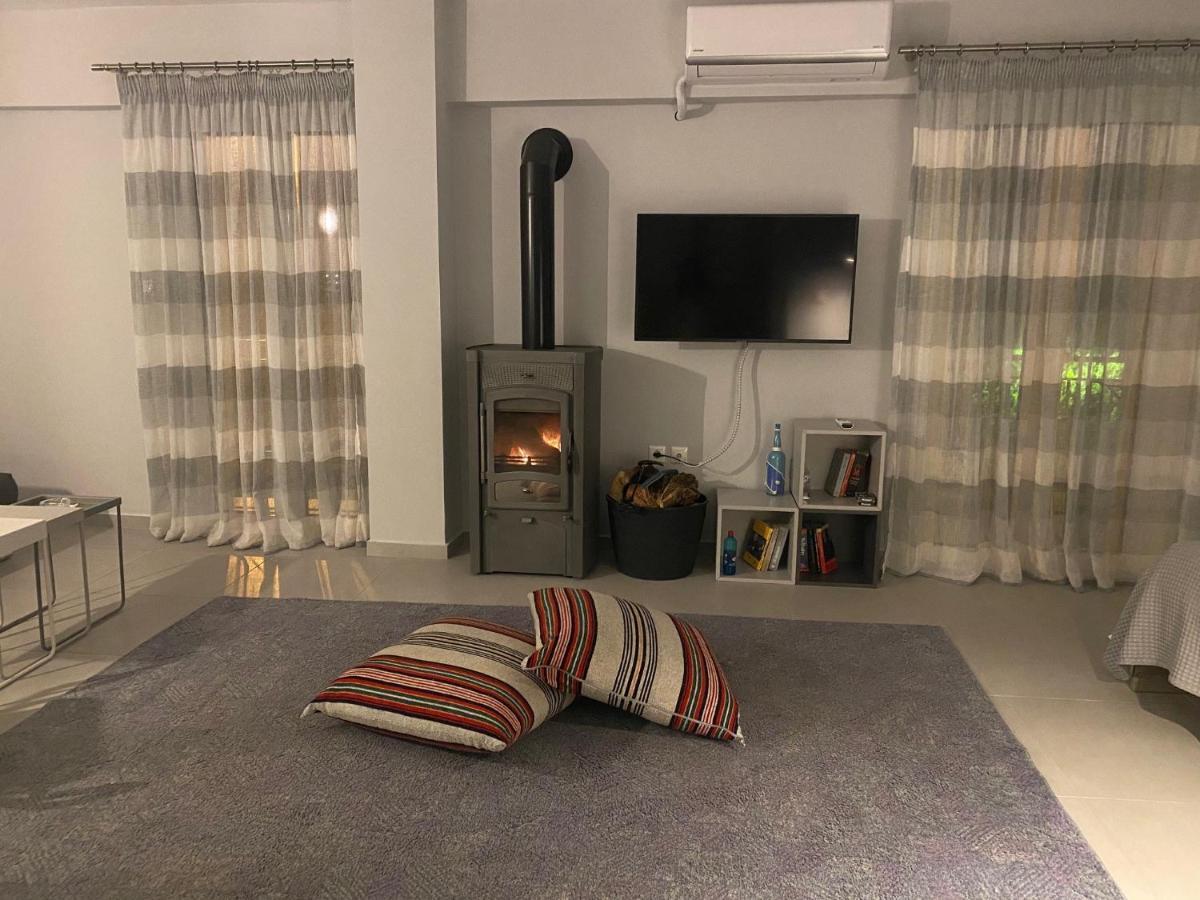 Cosy Studio 2 Minutes Walking From The Beach Anavyssos Eksteriør billede